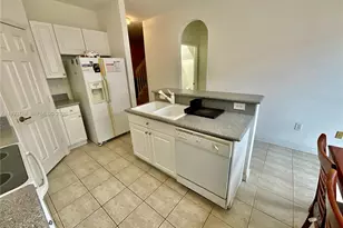 5628 NW 113th Ave, Doral, FL 33178 - Photo 11