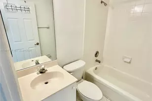 5628 NW 113th Ave, Doral, FL 33178 - Photo 43