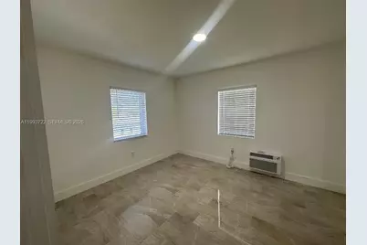 7115 Rue Granville #C, Miami Beach, FL 33141 - Photo 9