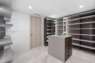 1000 Brickell Plz #UPH6202, Miami, FL 33131 - Photo 21