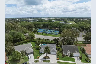 1510 SW 96th Ter, Davie, FL 33324 - Photo 31