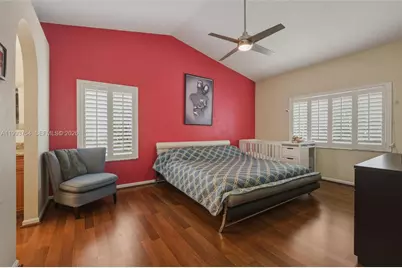 1510 SW 96th Ter, Davie, FL 33324 - Photo 13