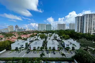 2851 NE 183rd St, Aventura, FL 33160 - Photo 5