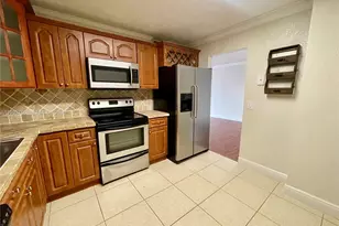2851 NE 183rd St, Aventura, FL 33160 - Photo 25