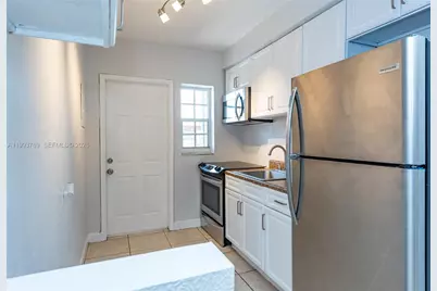 3671 SW 11th St #9B, Miami, FL 33135 - Photo 9