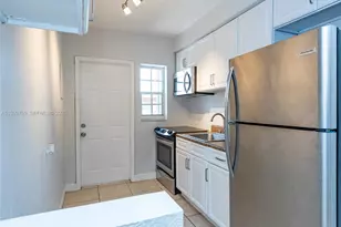 3671 SW 11th St, Miami, FL 33135 - Photo 9