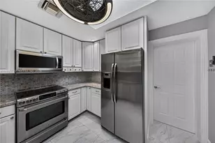 2801 Coral Shores Dr, Fort Lauderdale, FL 33306 - Photo 45