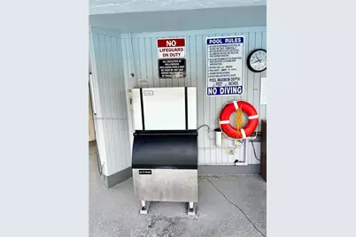 411 S Hollybrook Dr #105, Pembroke Pines, FL 33025 - Photo 27