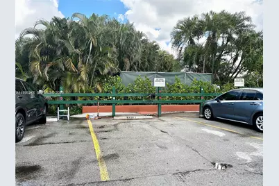 411 S Hollybrook Dr #105, Pembroke Pines, FL 33025 - Photo 47