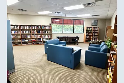 411 S Hollybrook Dr #105, Pembroke Pines, FL 33025 - Photo 45