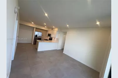 16395 Biscayne Blvd #2010, North Miami Beach, FL 33160 - Photo 7