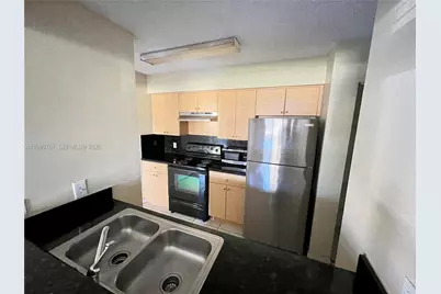 530 S Park Rd #15-11, Hollywood, FL 33021 - Photo 5