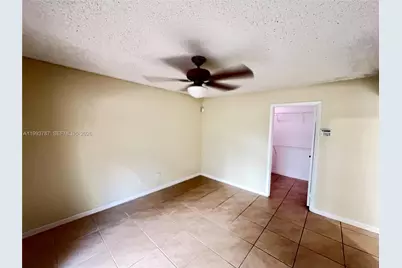 530 S Park Rd #15-11, Hollywood, FL 33021 - Photo 7