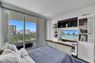 7000 Island Blvd, Aventura, FL 33160 - Photo 37