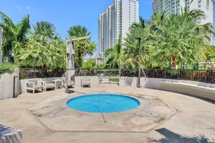 7000 Island Blvd, Aventura, FL 33160 - Photo 49