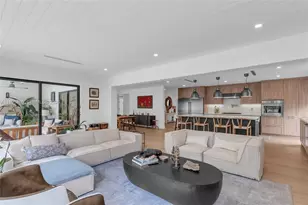 2025 Arch Creek Dr, North Miami, FL 33181 - Photo 11