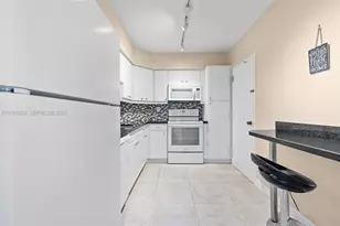500 Bayview Dr, Sunny Isles Beach, FL 33160 - Photo 33