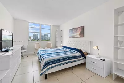 500 Bayview Dr #325, Sunny Isles Beach, FL 33160 - Photo 23