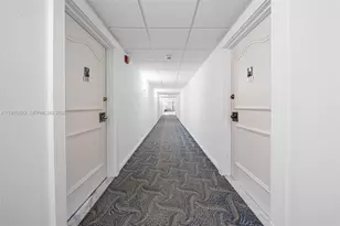 500 Bayview Dr, Sunny Isles Beach, FL 33160 - Photo 21