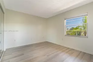 13455 SW 16th Ct, Pembroke Pines, FL 33027 - Photo 19