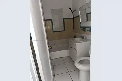 576 NW 147th St #576, Miami, FL 33168 - Photo 15