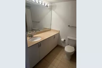 1750 N Bayshore Dr #5008, Miami, FL 33132 - Photo 15