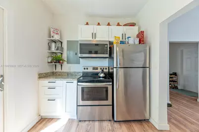 1238 NE 112th St #N/A, Miami, FL 33161 - Photo 11