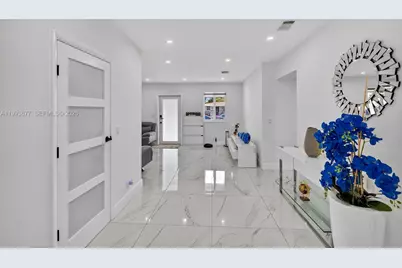 330 NW 195th Ter, Miami Gardens, FL 33169 - Photo 11
