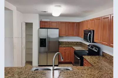 11401 NW 89th St #220, Doral, FL 33178 - Photo 7