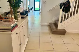 655 NE 193rd St, Miami, FL 33179 - Photo 11