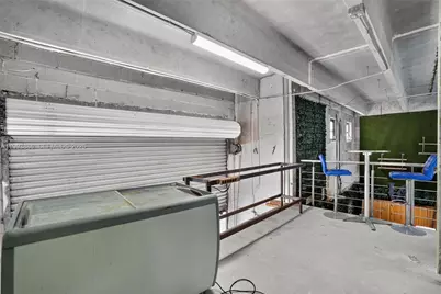 Warehouse/Restaurant For Sale in Doral, Doral, FL 33166 - Photo 17