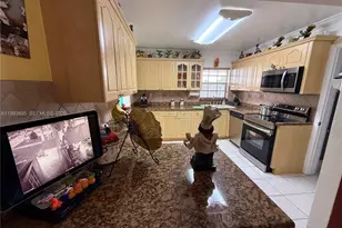 5223 NW 168th Terrace, Miami Gardens, FL 33055 - Photo 11