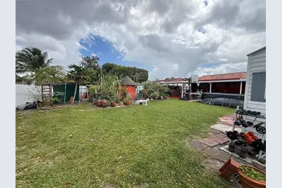 5223 NW 168th Ter, Miami Gardens, FL 33055 - Photo 57