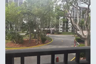 17021 N Bay Rd #225, Sunny Isles Beach, FL 33160 - Photo 17