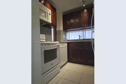 17021 N Bay Rd #225, Sunny Isles Beach, FL 33160 - Photo 9