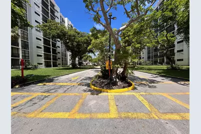 17021 N Bay Rd #225, Sunny Isles Beach, FL 33160 - Photo 19