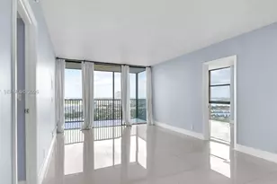 20301 W Country Club Dr, Aventura, FL 33180 - Photo 9