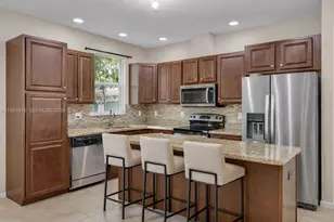 4308 Cascada Cir, Cooper City, FL 33024 - Photo 3