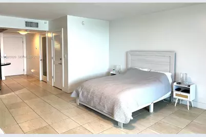 2301 Collins Ave #1229, Miami Beach, FL 33139 - Photo 5