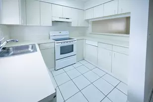 14920 SW 82nd Ln, Miami, FL 33193 - Photo 11