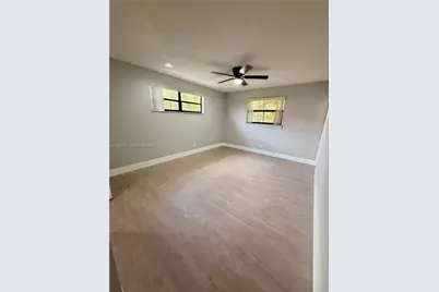 4286 NW 114th Ter #4286, Coral Springs, FL 33065 - Photo 5