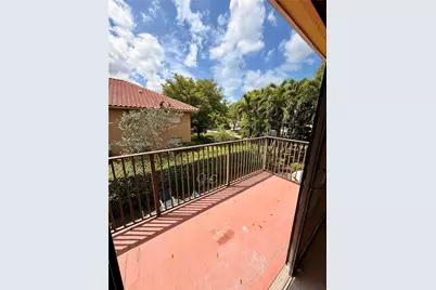 4286 NW 114th Ter #4286, Coral Springs, FL 33065 - Photo 9