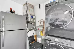 4836 NW 94th Ave, Sunrise, FL 33351 - Photo 39