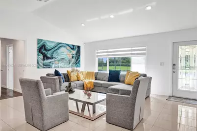 4836 NW 94th Ave, Sunrise, FL 33351 - Photo 11