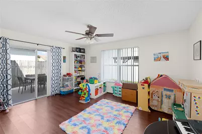 17407 SW 20th Ct, Miramar, FL 33029 - Photo 11