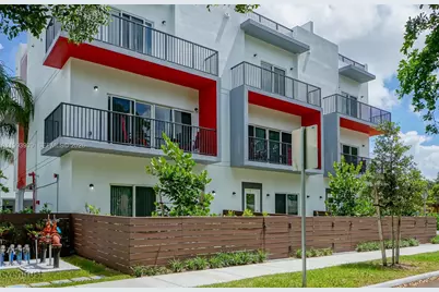 1813 Madison St #2, Hollywood, FL 33020 - Photo 1