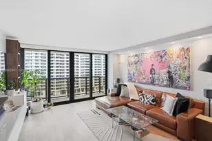 600 NE 36th St, Miami, FL 33137 - Photo 3