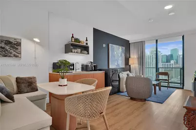 159 NE 6th St #1809, Miami, FL 33132 - Photo 5