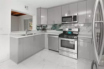 1510 Hayes St #0, Hollywood, FL 33020 - Photo 3