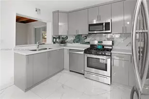 1510 Hayes St, Hollywood, FL 33020 - Photo 3